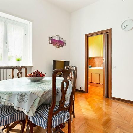 Apartament Bright Flat With Shared Garden Mediolan Zewnętrze zdjęcie